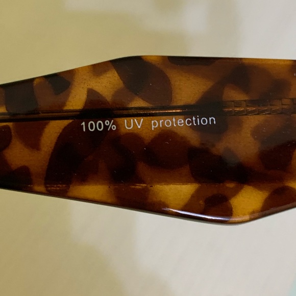 Express rectangular frame sunglasses